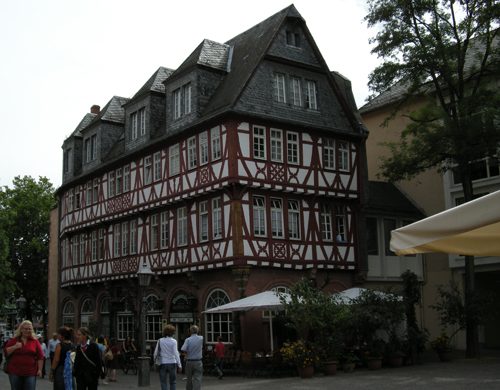 Frankfurt - Haus Wertheim