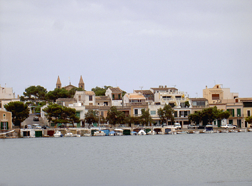 Portocolom - Bootshäuser mit Fischerbooten