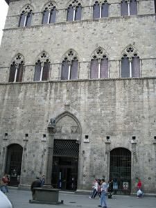 Siena - Palazzo Tolomei
